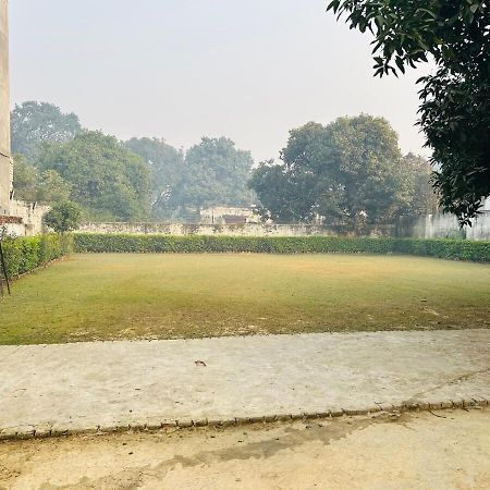 Jamuna Kunj Варанаси Екстериор снимка